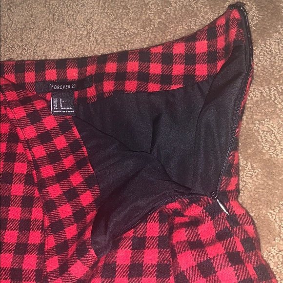 forever 21 red and black plaid skirt size small - Picture 2 of 2